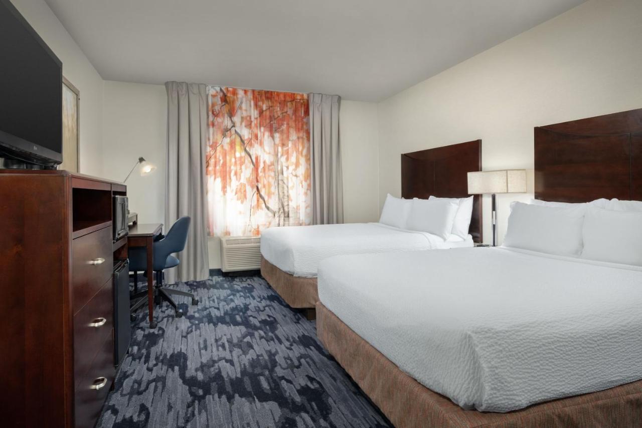 Hotel Fairfield By Marriott Tacoma 3*